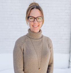 Lisa Dwyer {{brizy_dc_image_alt imageSrc=